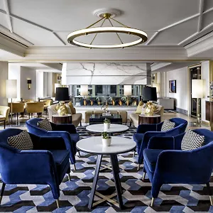 Fairmont Royal York Gold Experience Hotel